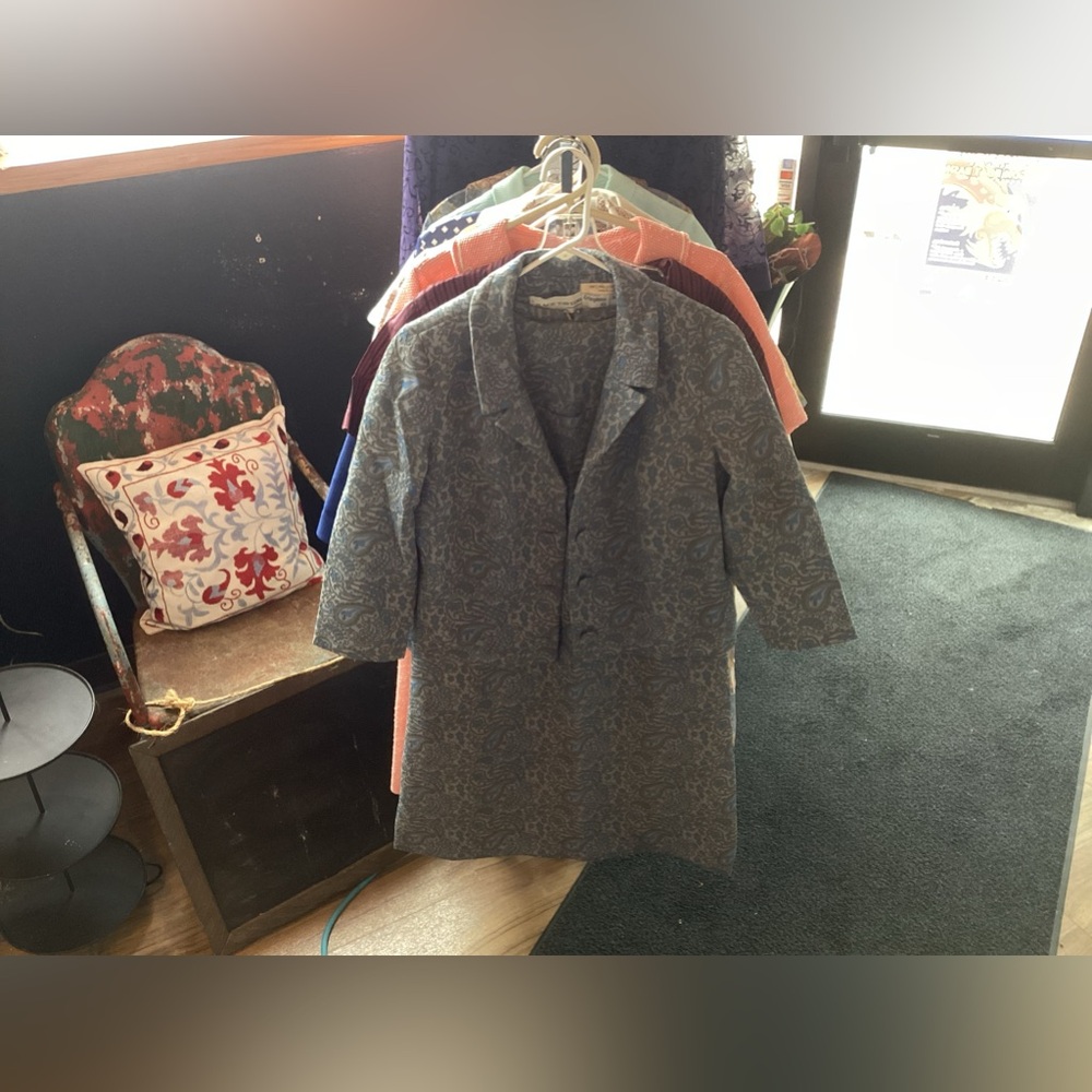 A Grace Taylor England made Grey-Blue Dress w/ Blue Pattern & Jacket to match